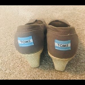 Toms Wedge Heels